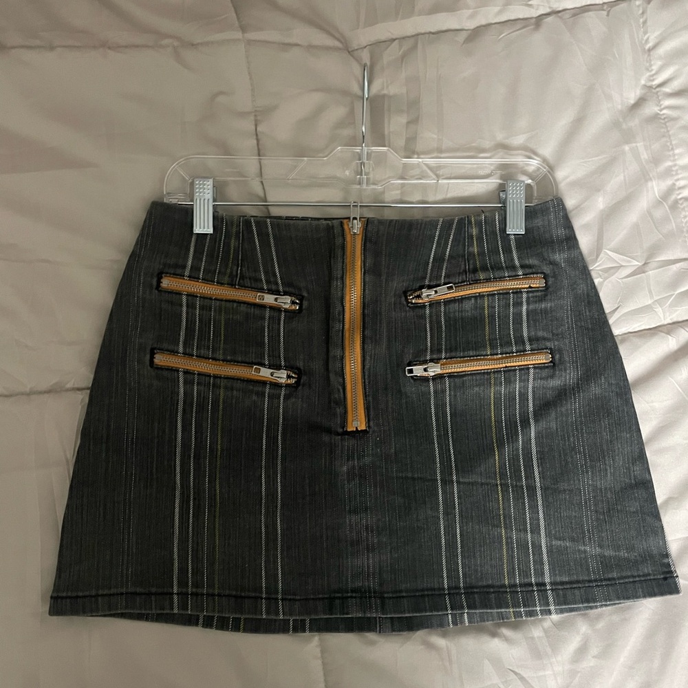 Gray Skirt with Zipper Accents